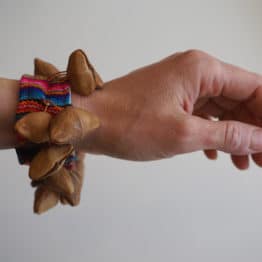 bracelet sonore kenari poignet